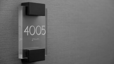 hotline number and port