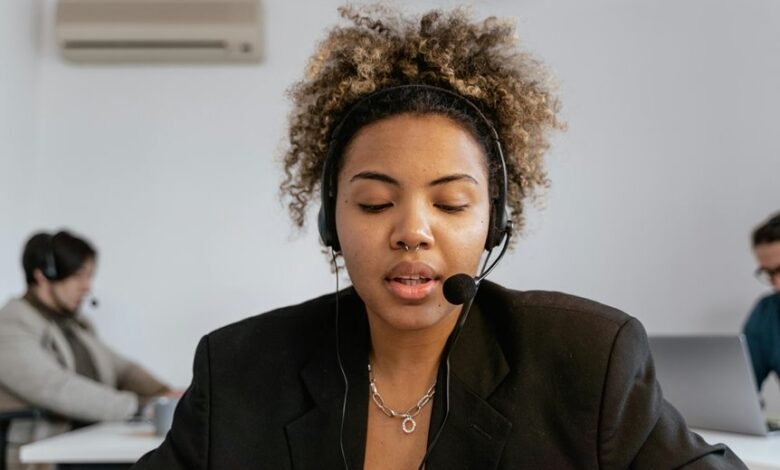 corporate hotline for tech